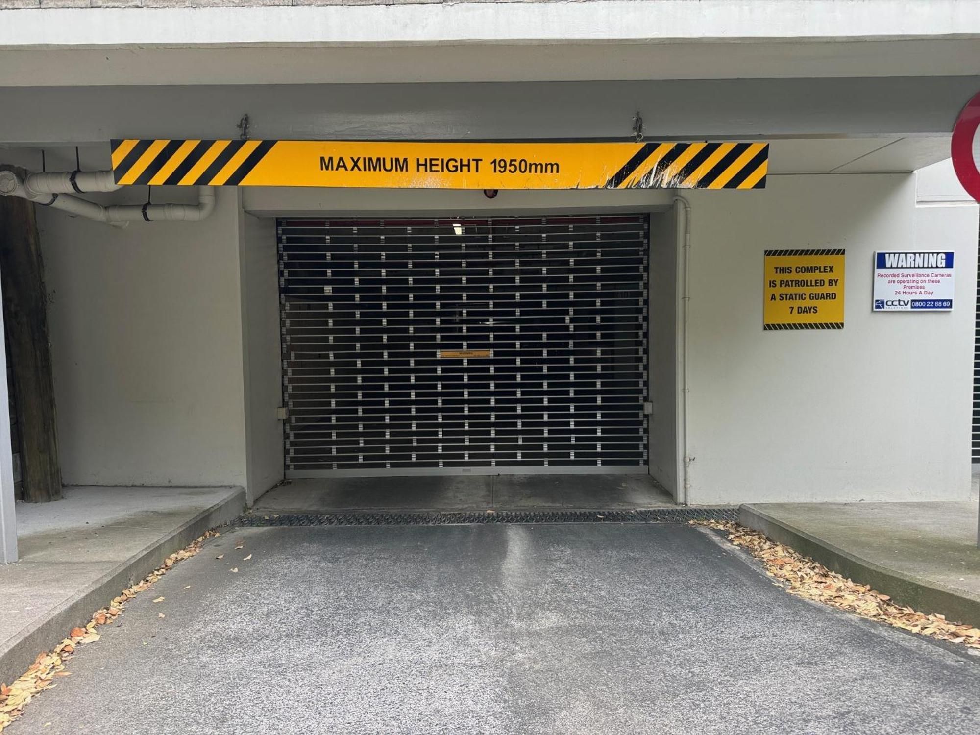 Immaculate 3 Bd 2 Bth Apartment -Free Carpark & Pool Auckland Esterno foto